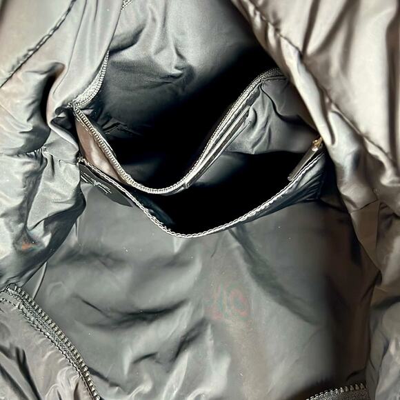 Marc Jacob’s Black Crossbody Nylon Quilted Diaper Travel Tote Bag - Picture 8 of 13